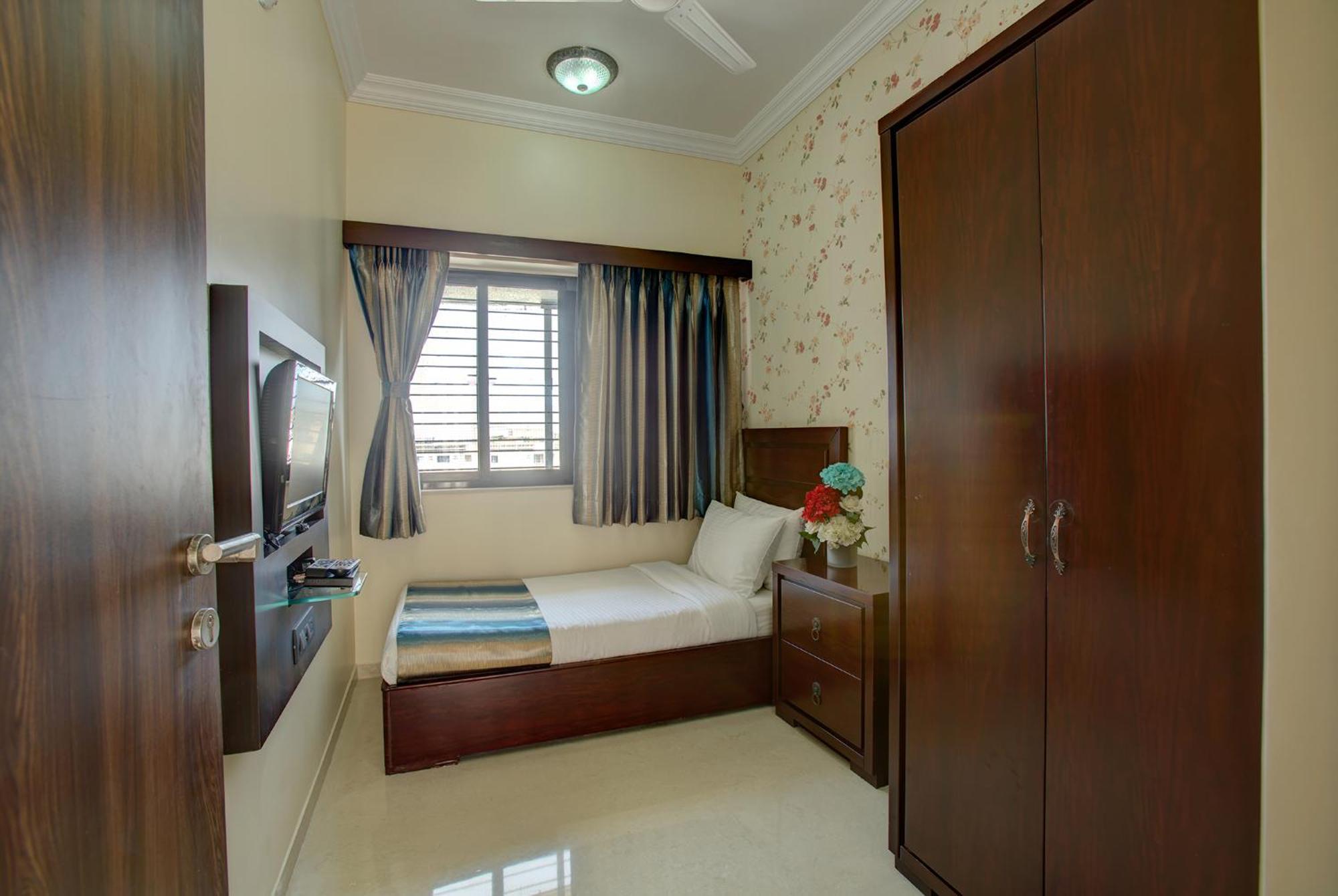 Hotel Lalco Residency à Bombay Extérieur photo